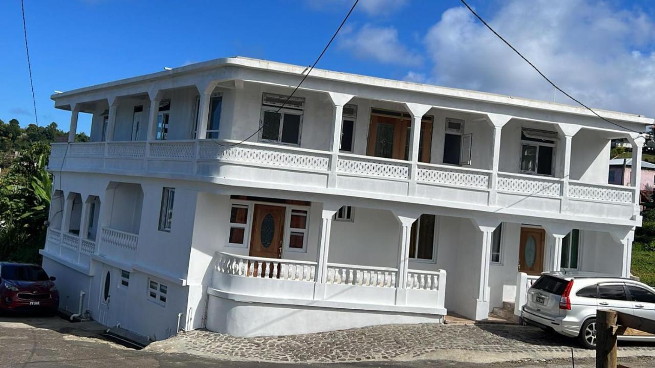 The Golden Inn Marigot Dış mekan fotoğraf
